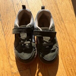 Oshkosh shoes- barely worn